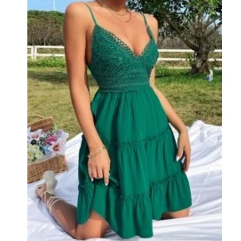 Green Mini A-Line tie up back Dress Size‎ Medium
